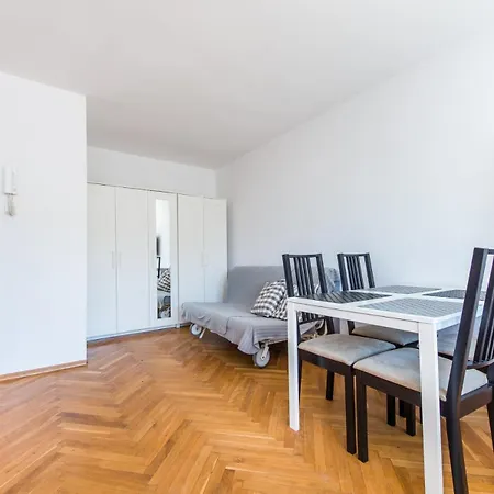Apartment Mw - Plaza Centrum *